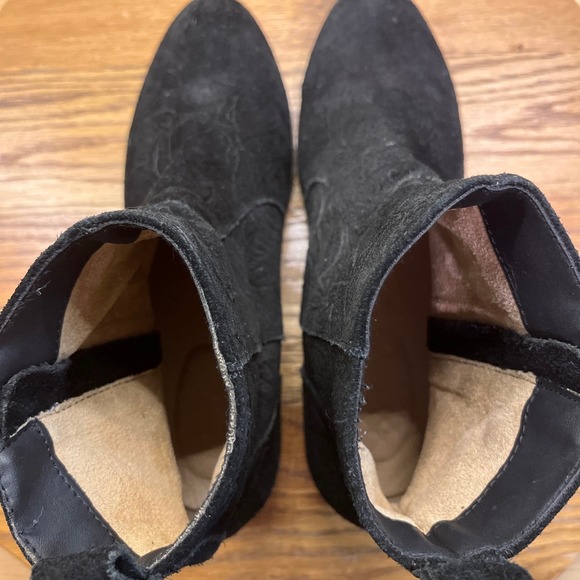 Roxy Rojas Suede Floral Embossed Boots Black Size 7.5 - Picture 6 of 9